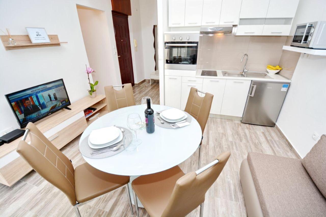 Apartment T&L Zadar Bagian luar foto